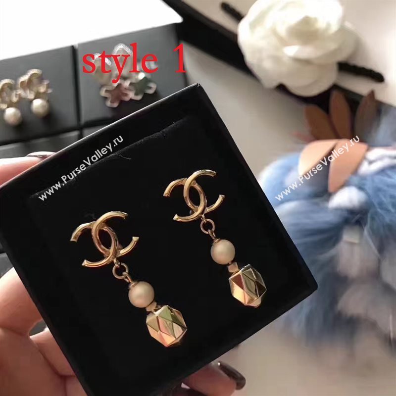 Chanel earrings 3748