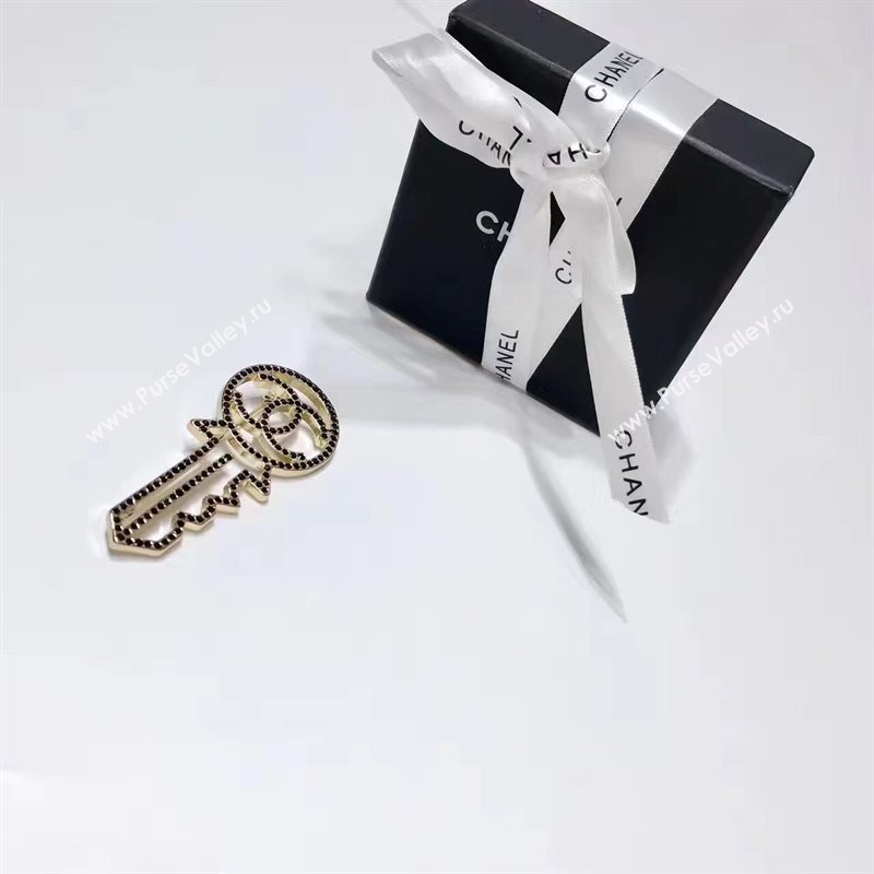 Chanel brooch 3775