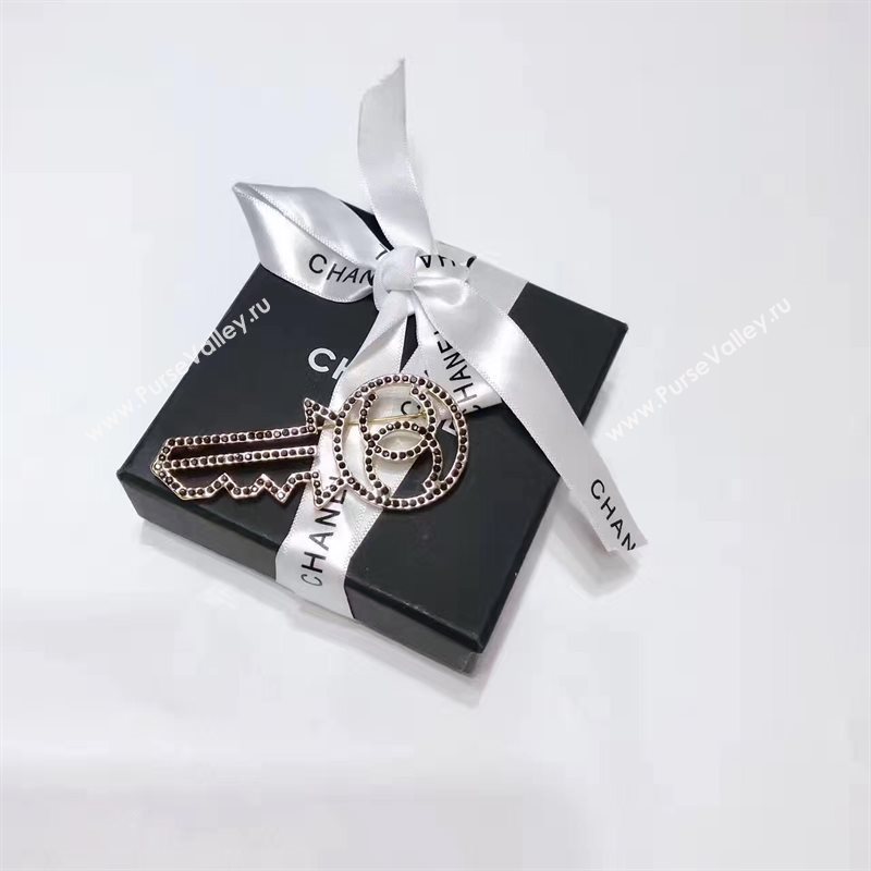 Chanel brooch 3775