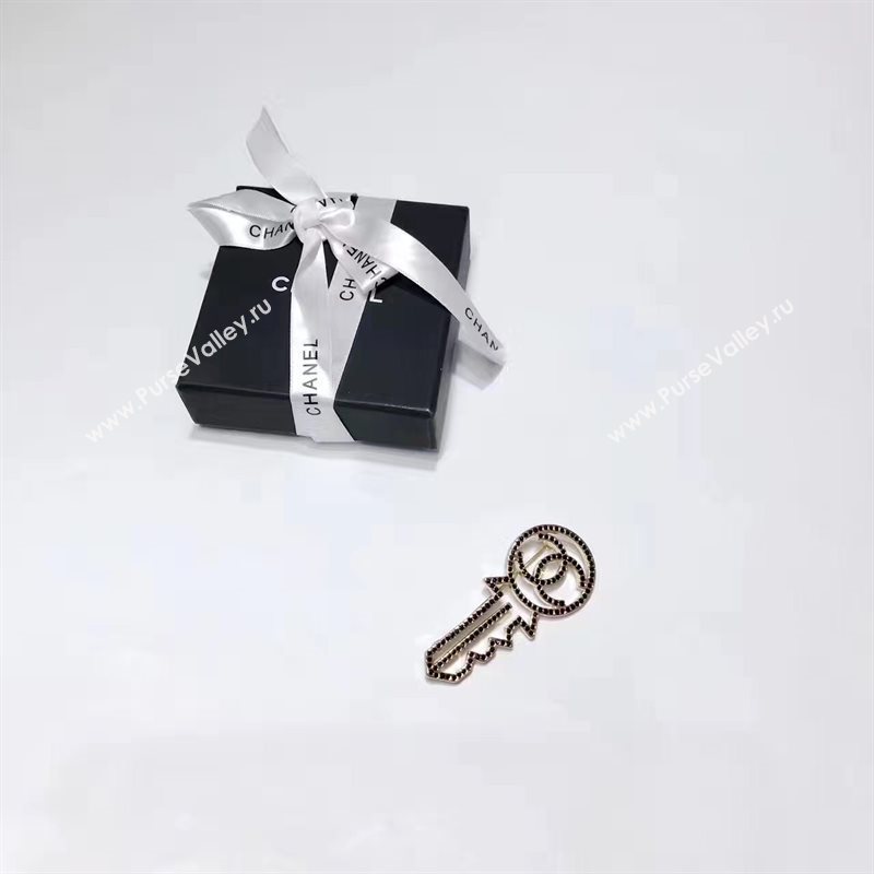 Chanel brooch 3775