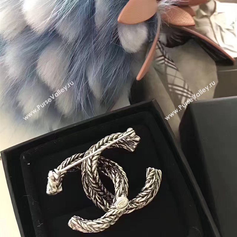 Chanel brooch 3798
