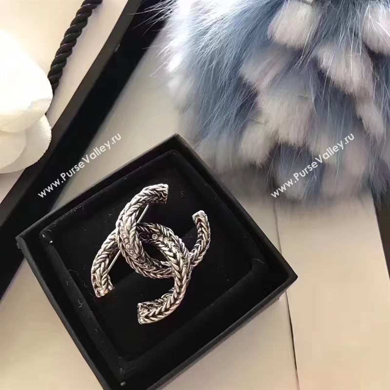 Chanel brooch 3798