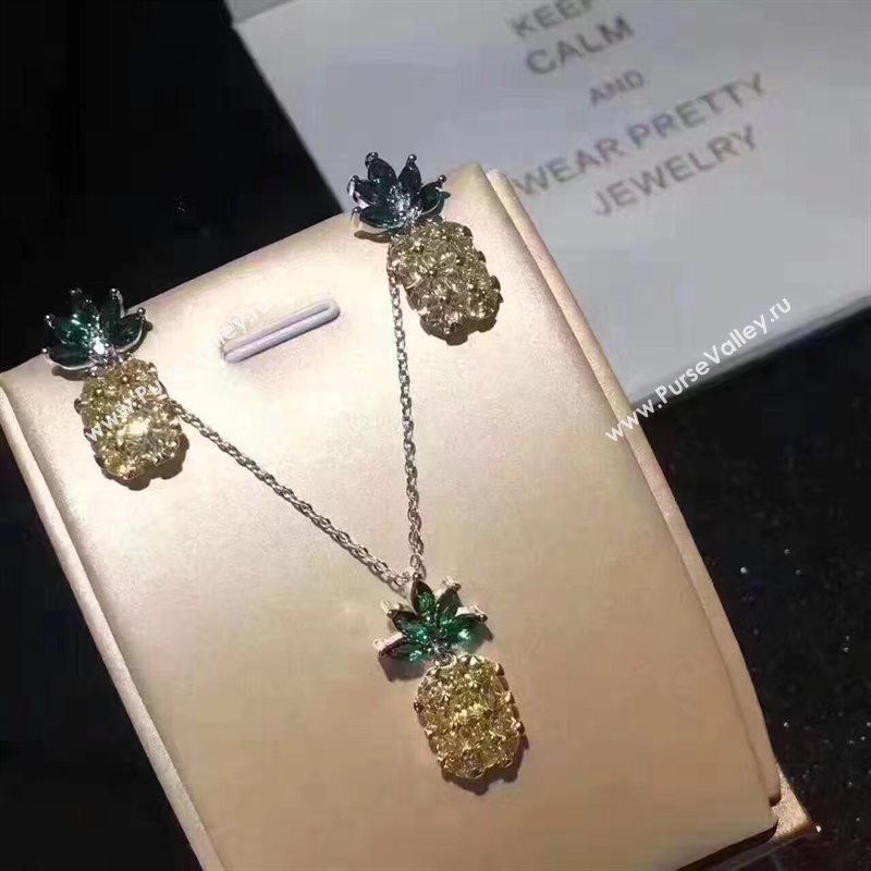 APM monaco necklace 3873