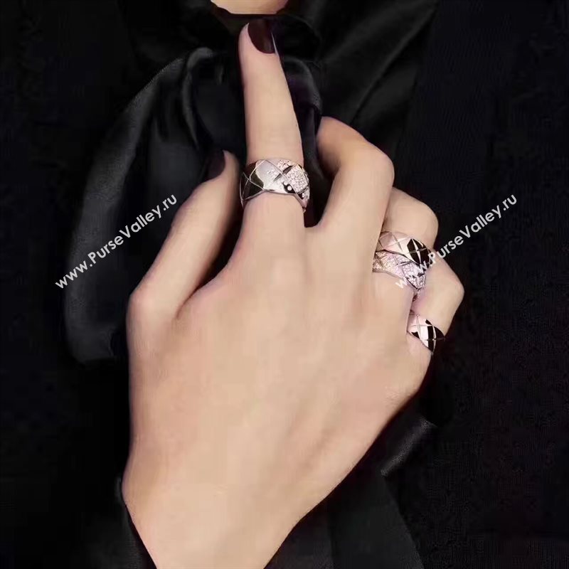Chanel ring 3886