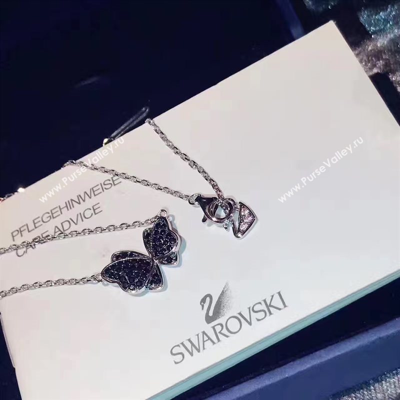 Swarovski necklace 3888
