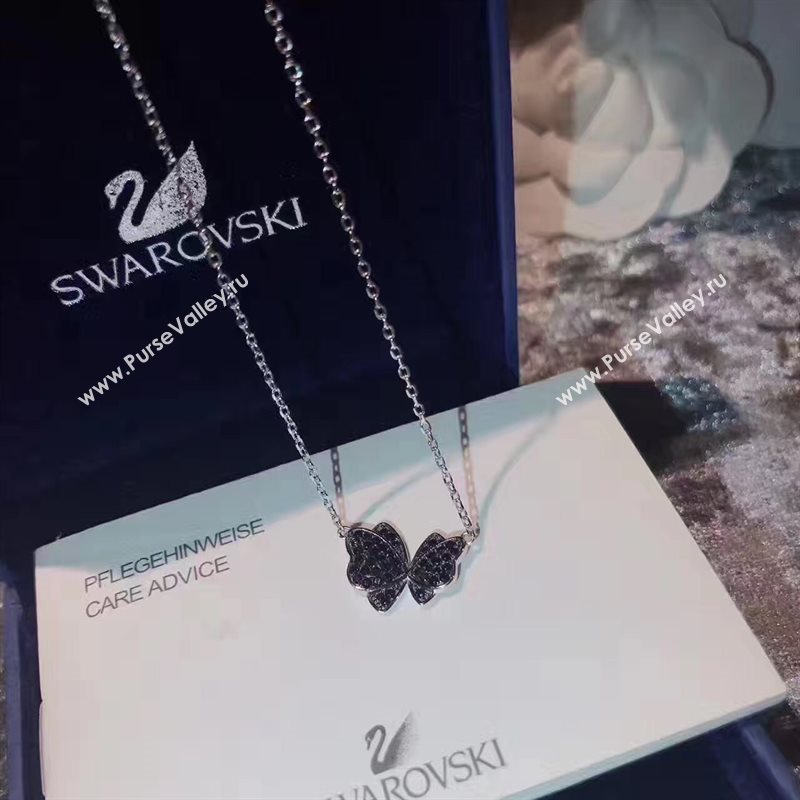 Swarovski necklace 3888
