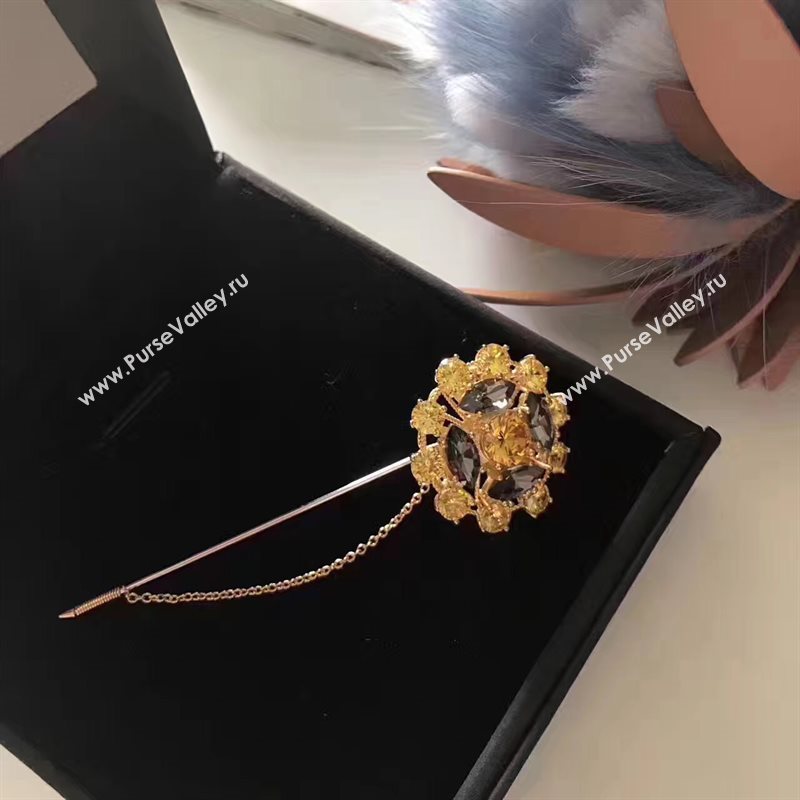 Dolce Gabbana D&G brooch 3800