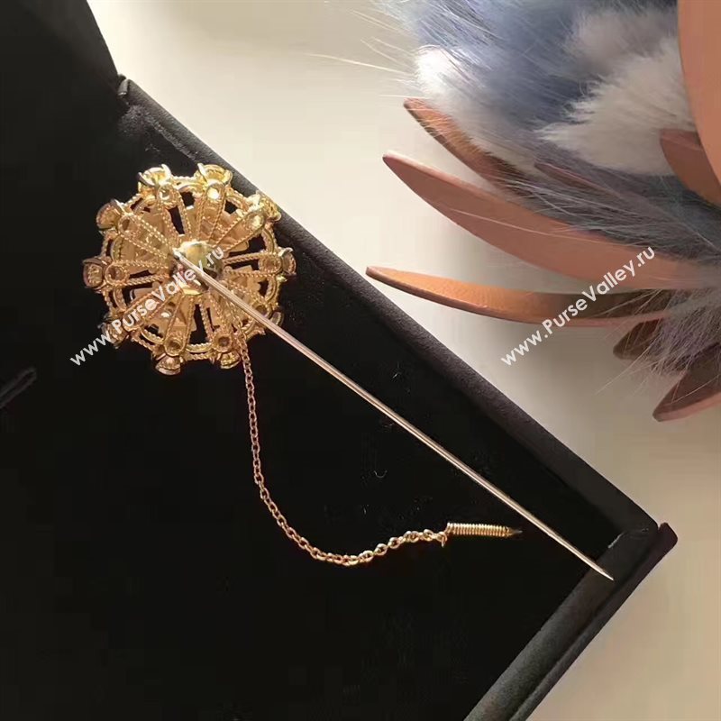Dolce Gabbana D&G brooch 3800