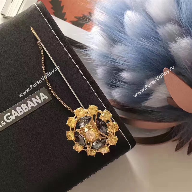 Dolce Gabbana D&G brooch 3800