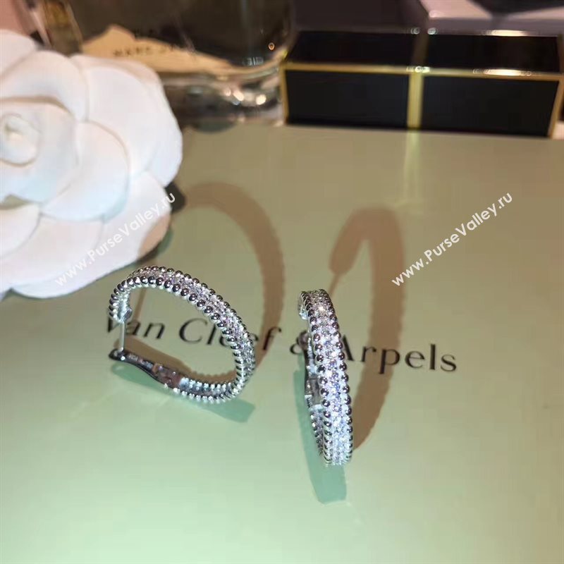 Van Cleef & Arpels vca earrings 3811