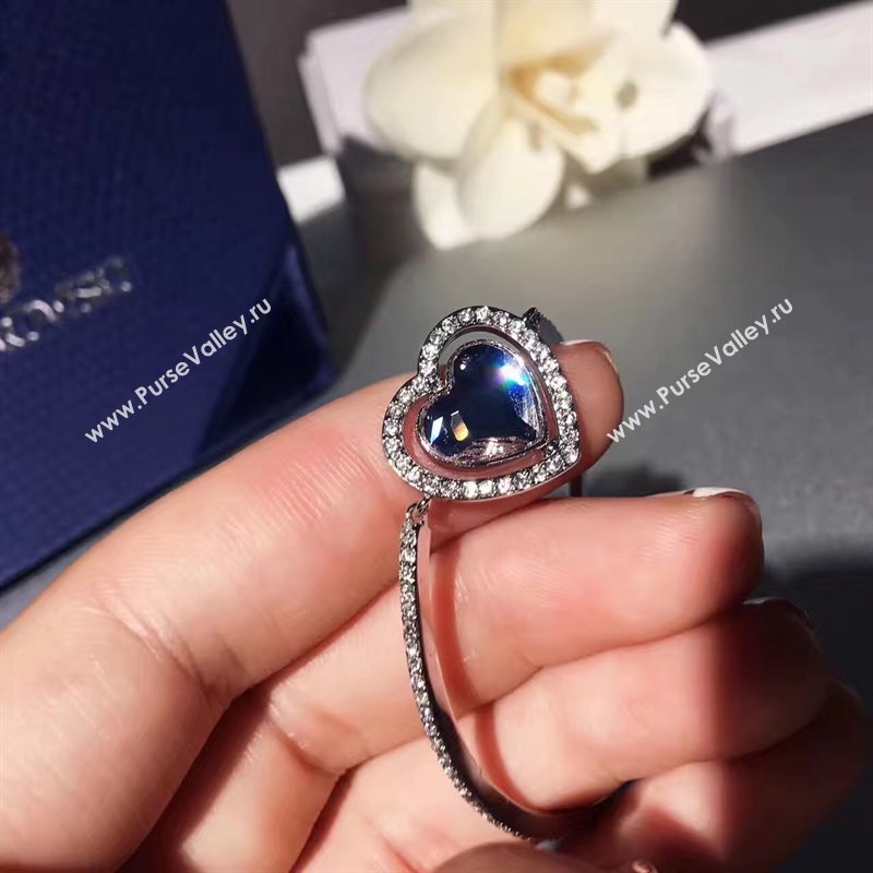 Swarovski necklace swarovski bracelet earrings swarovski suit 3814