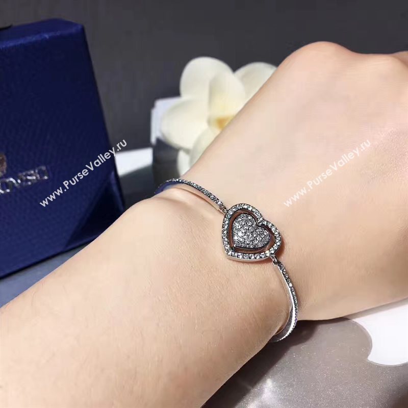 Swarovski necklace swarovski bracelet earrings swarovski suit 3814