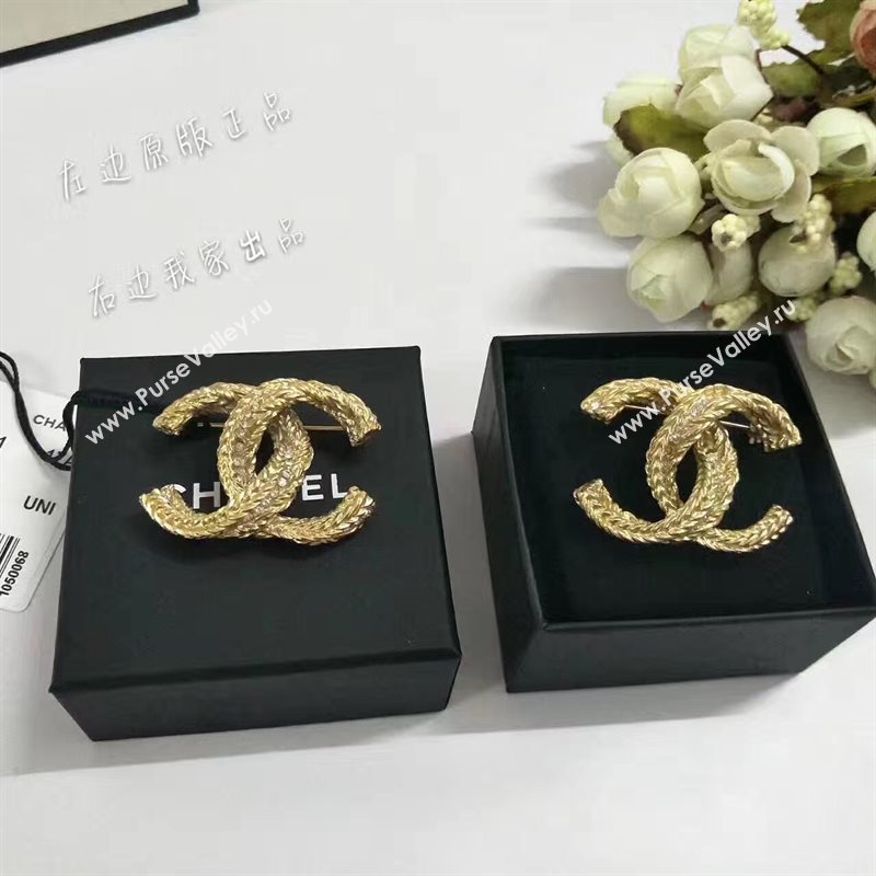 Chanel brooch 3821