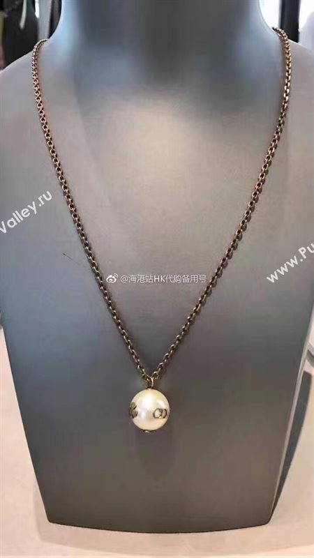 Dior necklace 3825