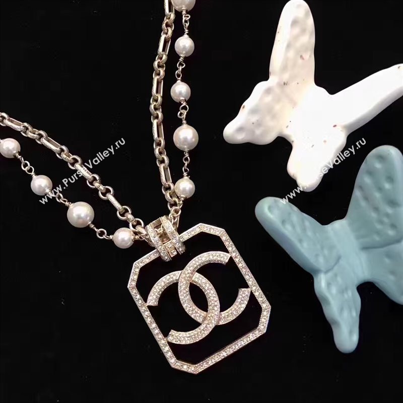 Chanel necklace 3831