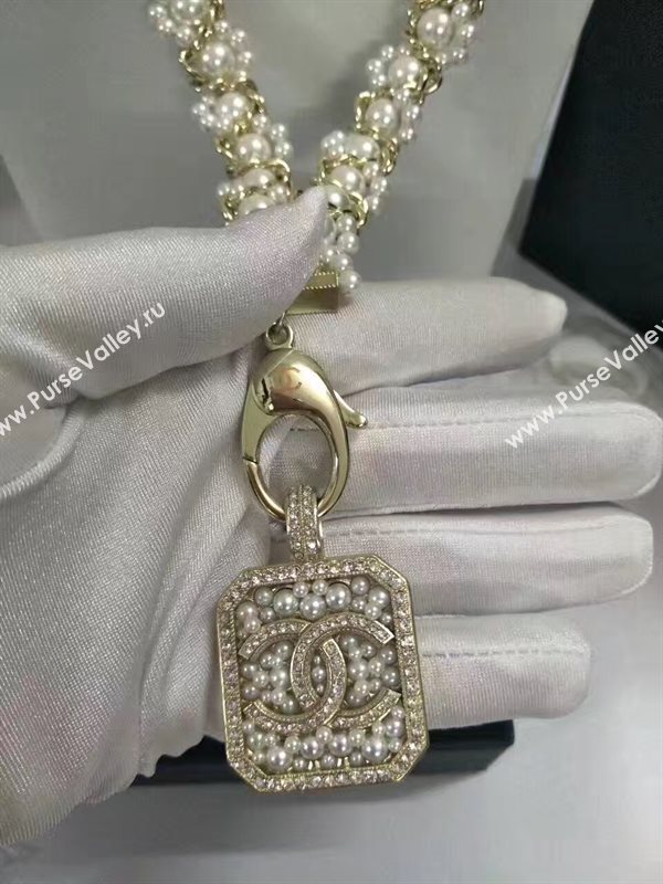 Chanel necklace 3833