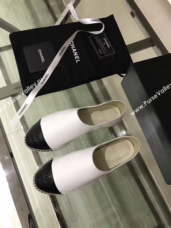 Chanel calfskin flat black white shoes 3944