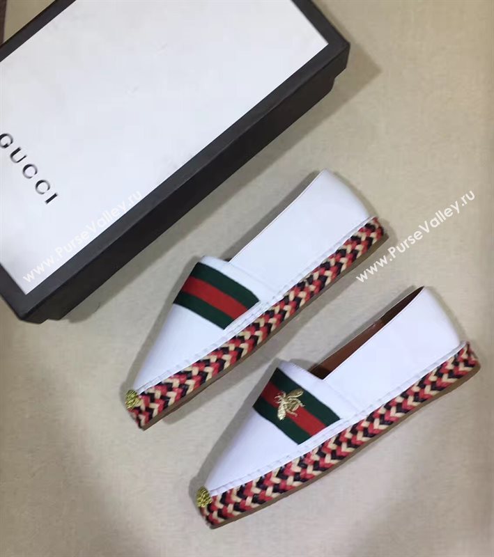 Gucci lambskin v canvas white flat shoes 3952