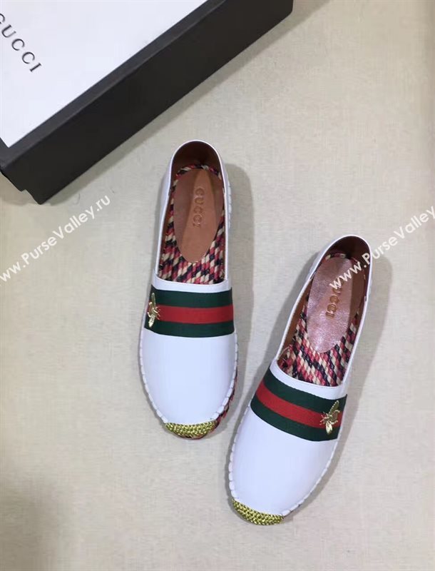 Gucci lambskin v canvas white flat shoes 3952