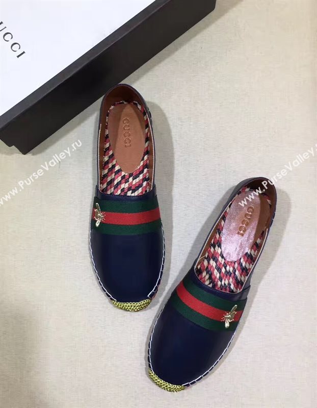 Gucci lambskin v canvas white flat shoes 3953