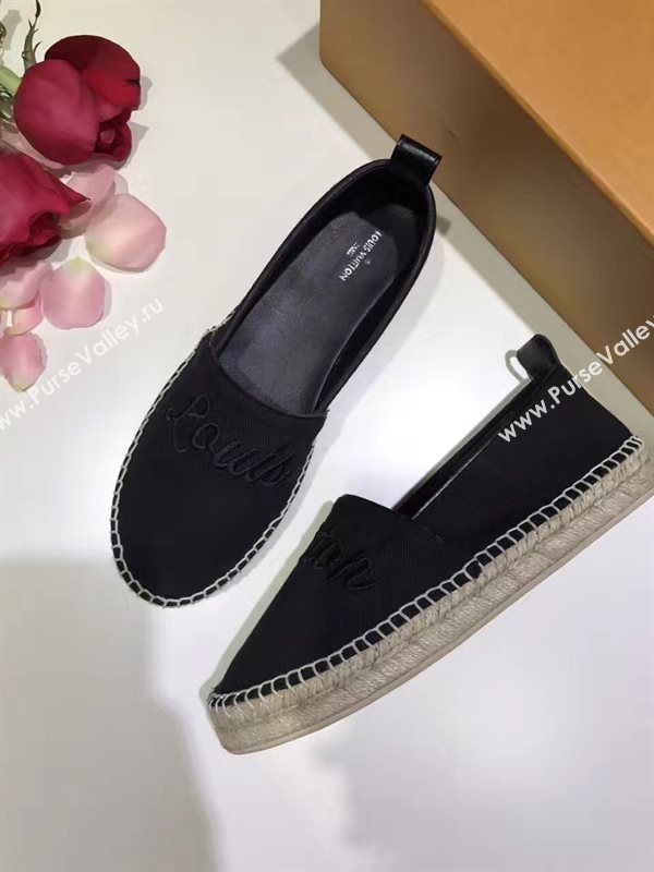 LOUIS VUITTON LV black flat shoes 3936