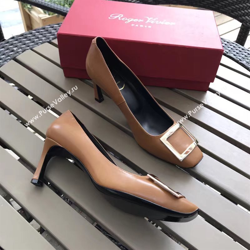 Roger Vivier RV tan heels shoes 4243