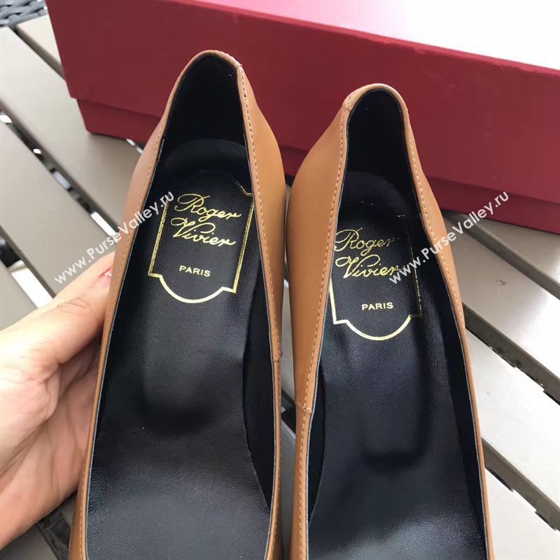 Roger Vivier RV tan heels shoes 4243