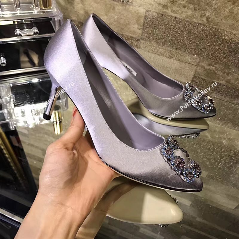 Manolo Blahnik MB cream heels shoes 4246