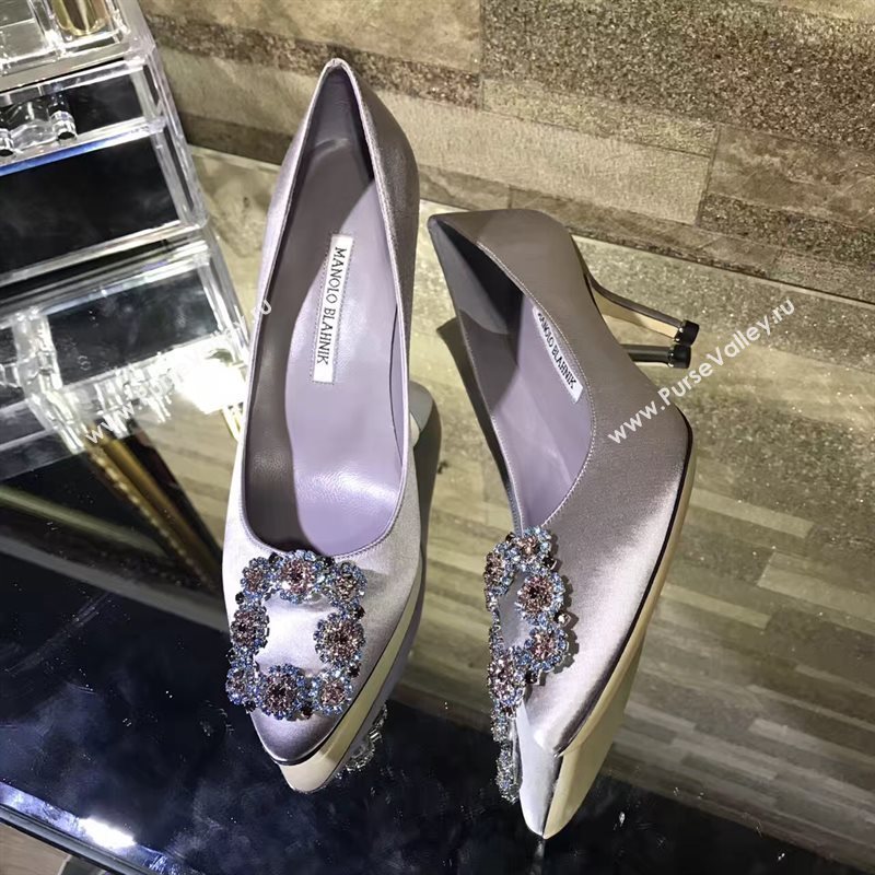 Manolo Blahnik MB cream heels shoes 4246