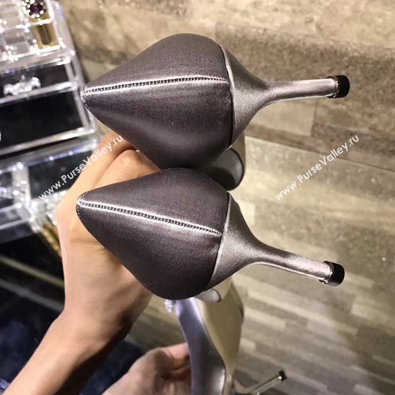 Manolo Blahnik MB cream heels shoes 4246