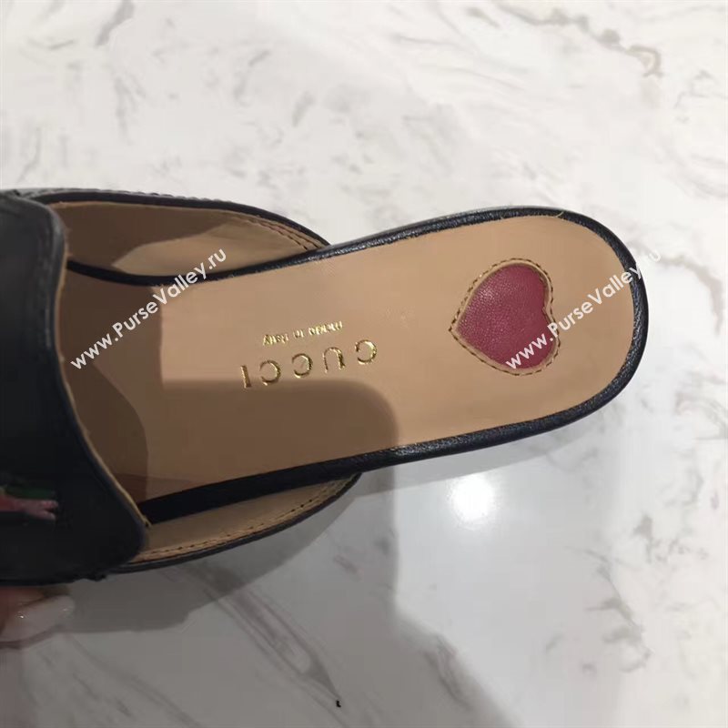 Gucci sandals flower black Shoes 4284