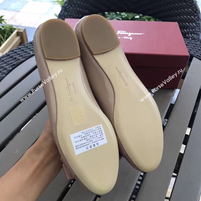 Ferragamo nude flats shoes 4225