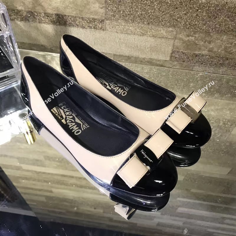 Ferragamo flats cream black v shoes 4235