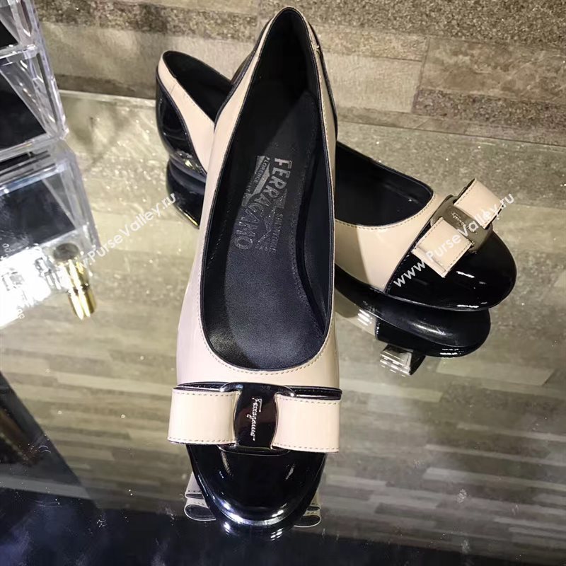 Ferragamo flats cream black v shoes 4235