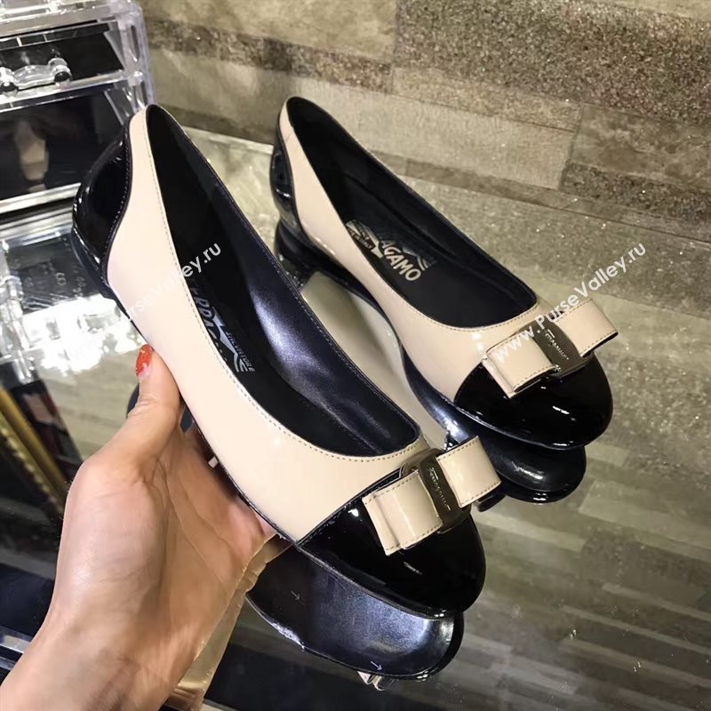 Ferragamo flats cream black v shoes 4235