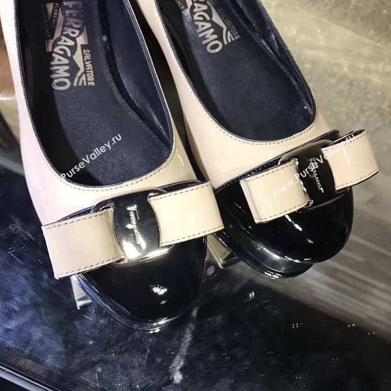 Ferragamo flats cream black v shoes 4235