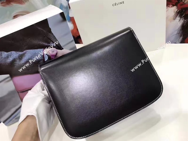 Celine black v white box classic bag 4656