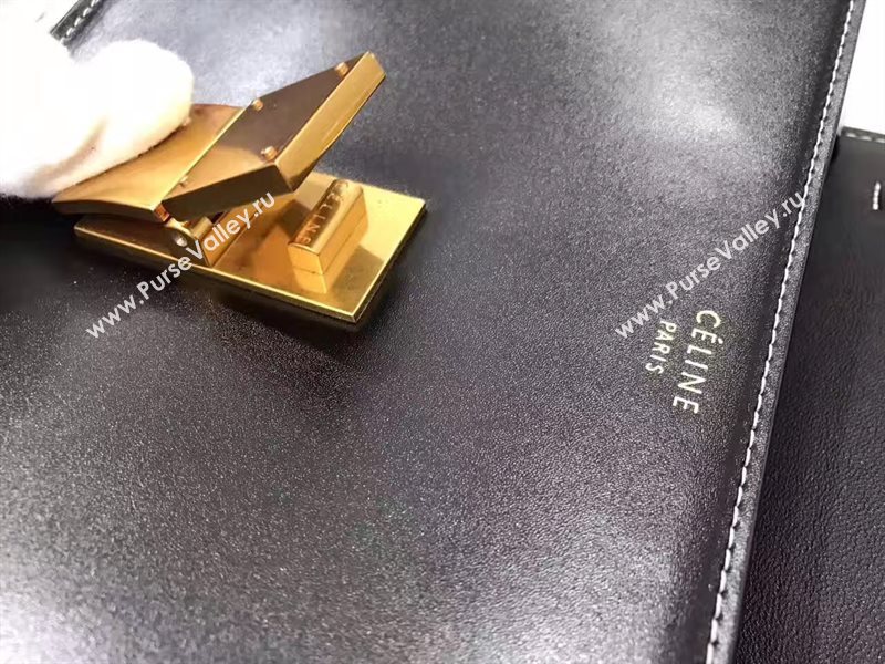 Celine black v white box classic bag 4656