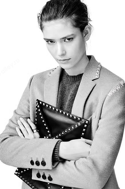 Valentino large rockstud clutch black gold v bag 4917