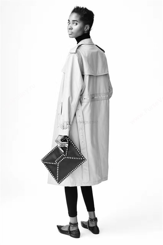 Valentino large rockstud clutch black gold v bag 4917