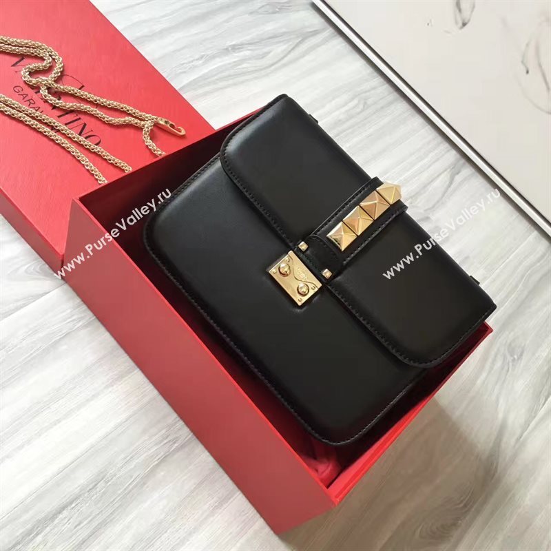 Valentino black 25cm chain body cross bag 4921