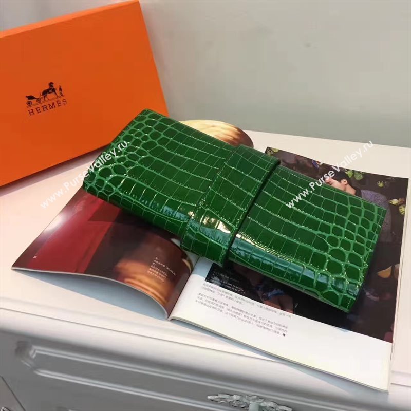 Hermes large crocodile clutch green bag 5071