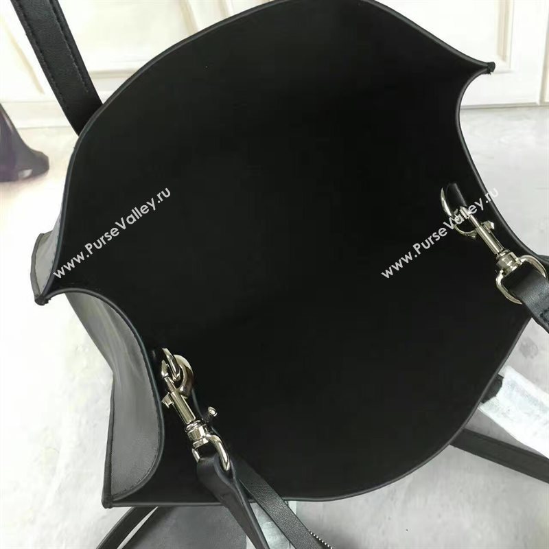 Givenchy medium calfskin shopping black star v bag 5306
