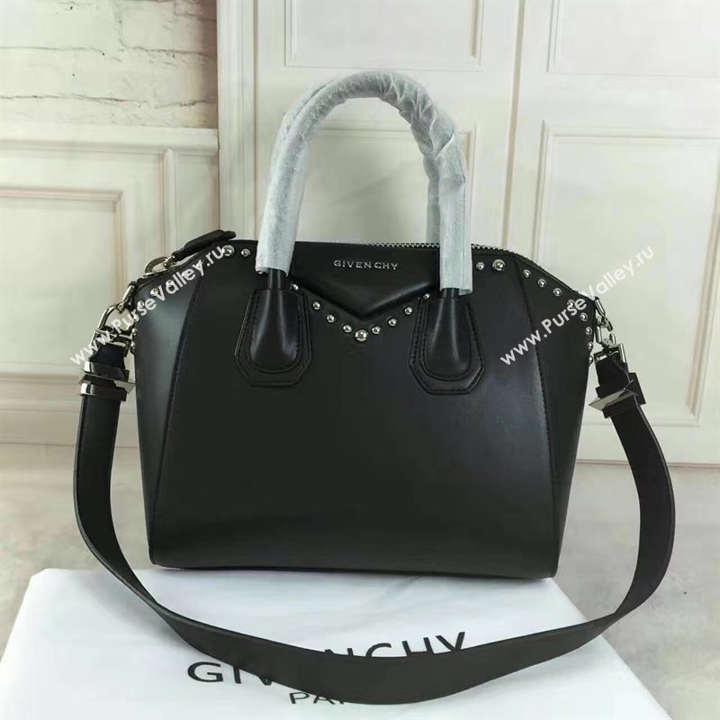Givenchy black antigona medium bag 5311