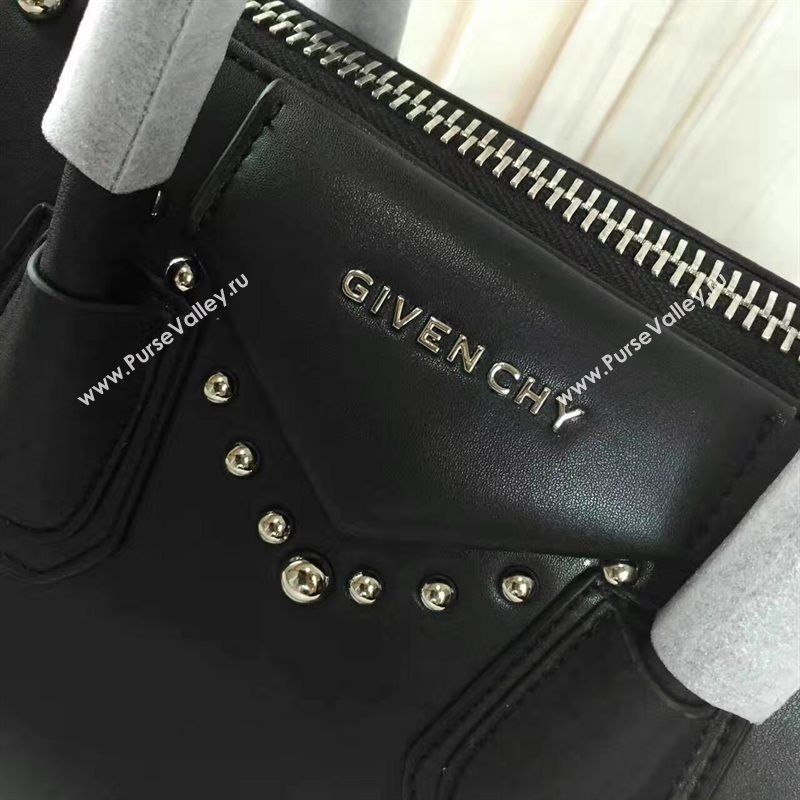 Givenchy black antigona medium bag 5311