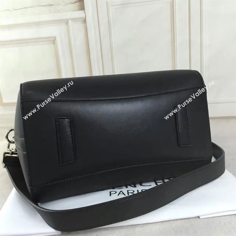 Givenchy black antigona medium bag 5311