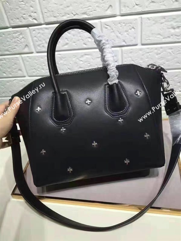 Givenchy medium antigona black bag 5333