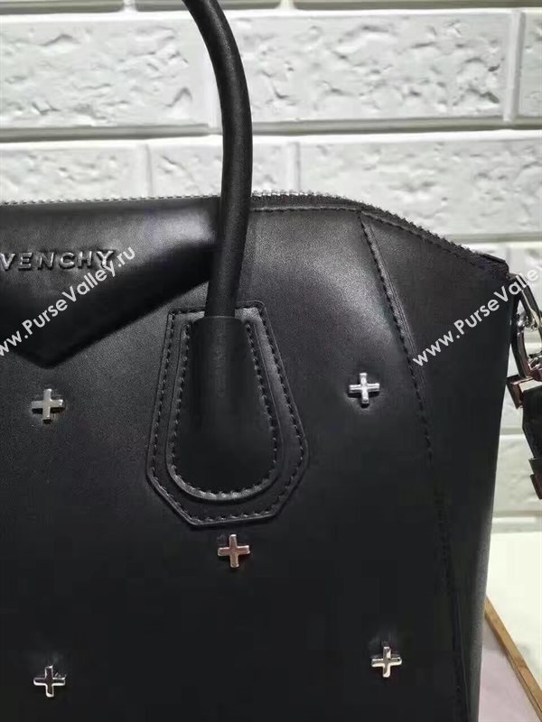 Givenchy medium antigona black bag 5333