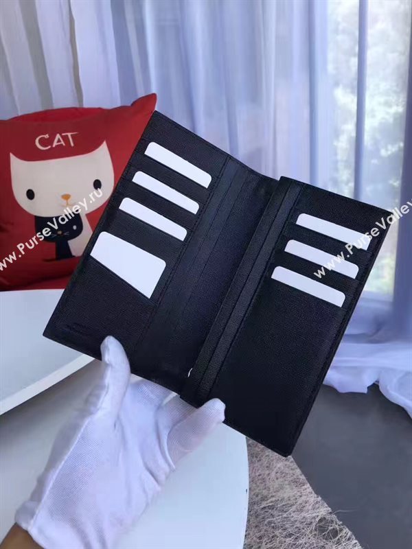 Fendi 2 fold wallet black bag 5486