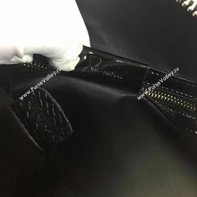 Givenchy medium black antigona bag 5412